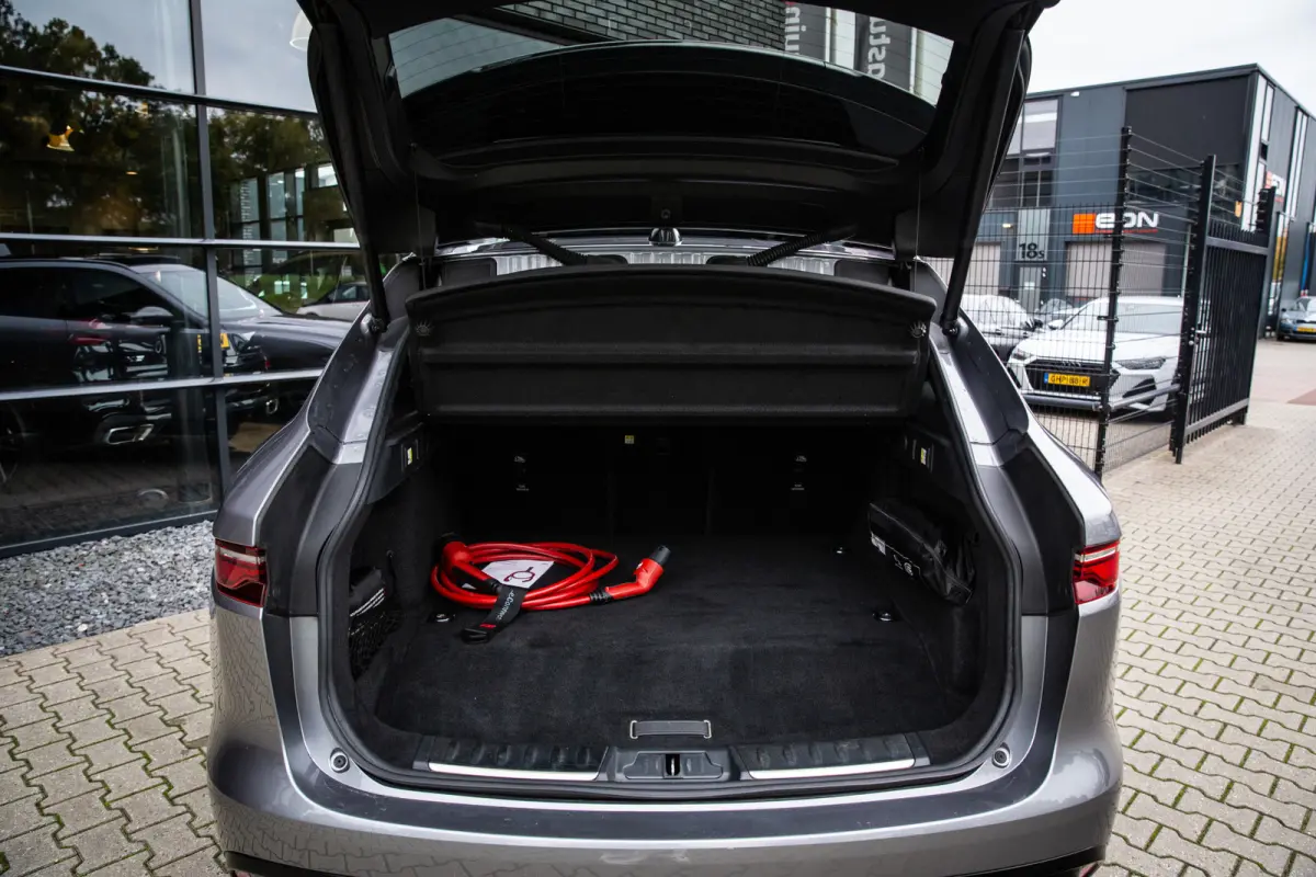 2.0 P400e PHEV R-Dynamic SE , Panoramadak, Meridian, Head-up Display