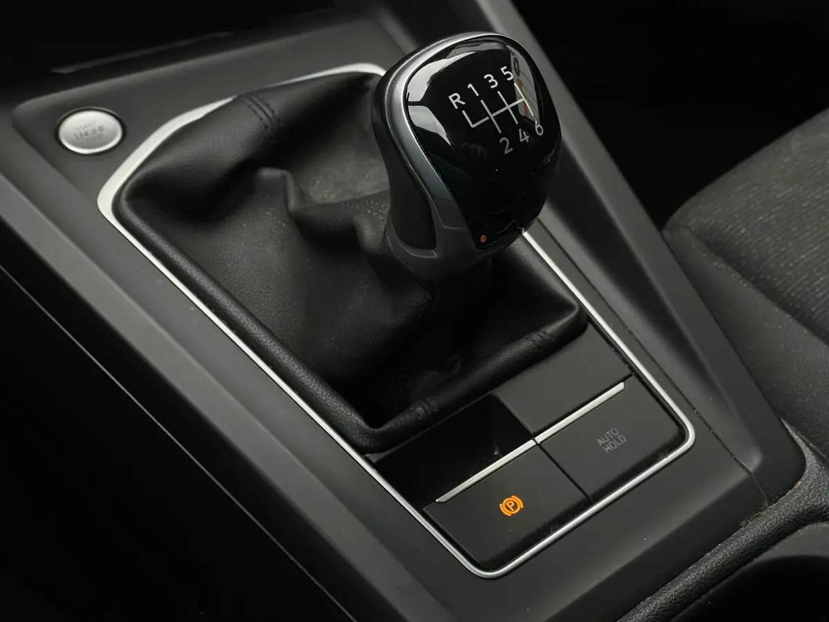 1.5 TSI Life|VIRTUALCOCKPIT|STOELVRM|STUURVRM|ADAPT.CRUISE|17INCH|APPLECARPLAY|AMBIENTLIGHT|PARK.SNRS|LED|