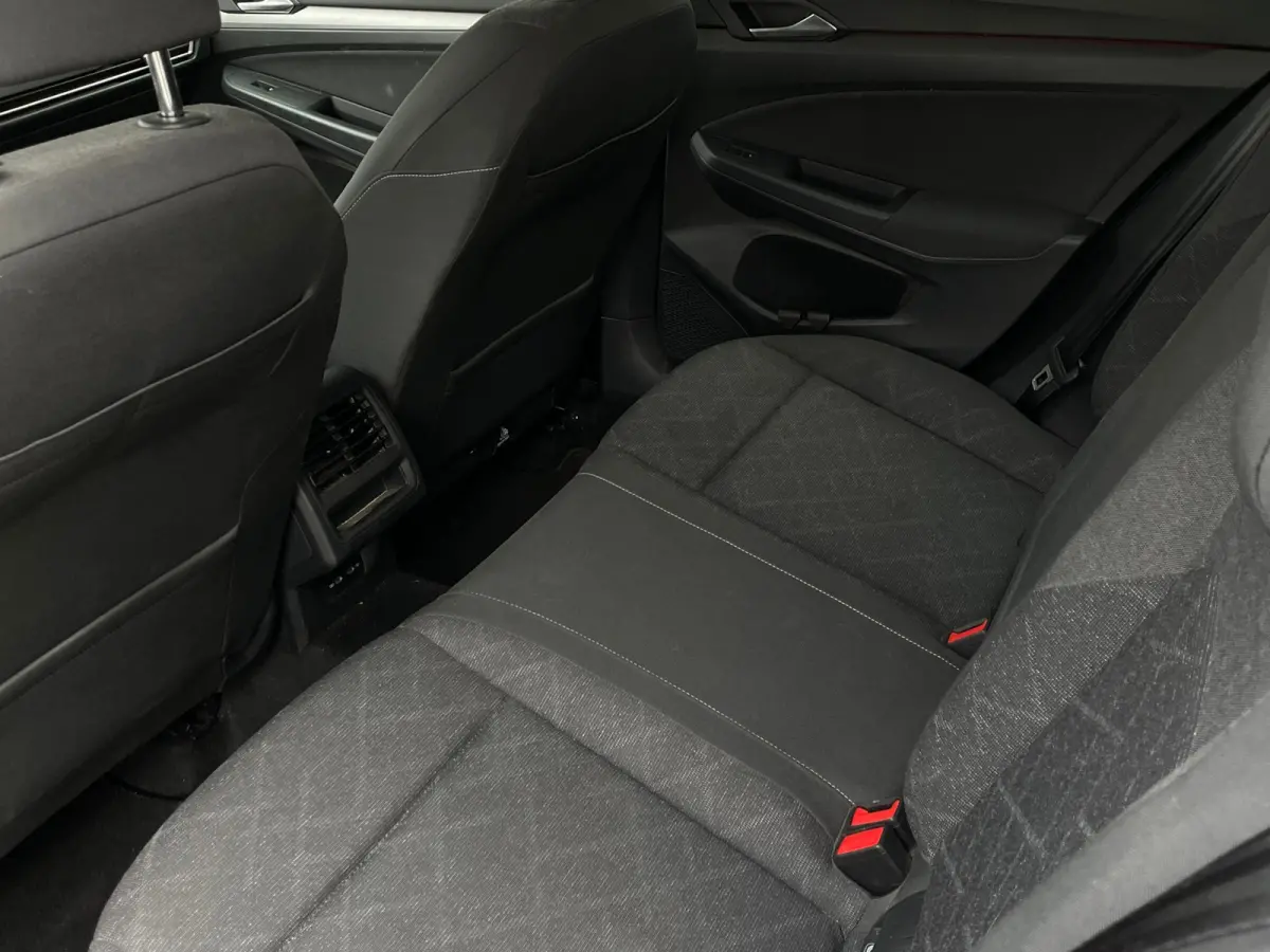1.5 TSI Life|VIRTUALCOCKPIT|STOELVRM|STUURVRM|ADAPT.CRUISE|17INCH|APPLECARPLAY|AMBIENTLIGHT|PARK.SNRS|LED|