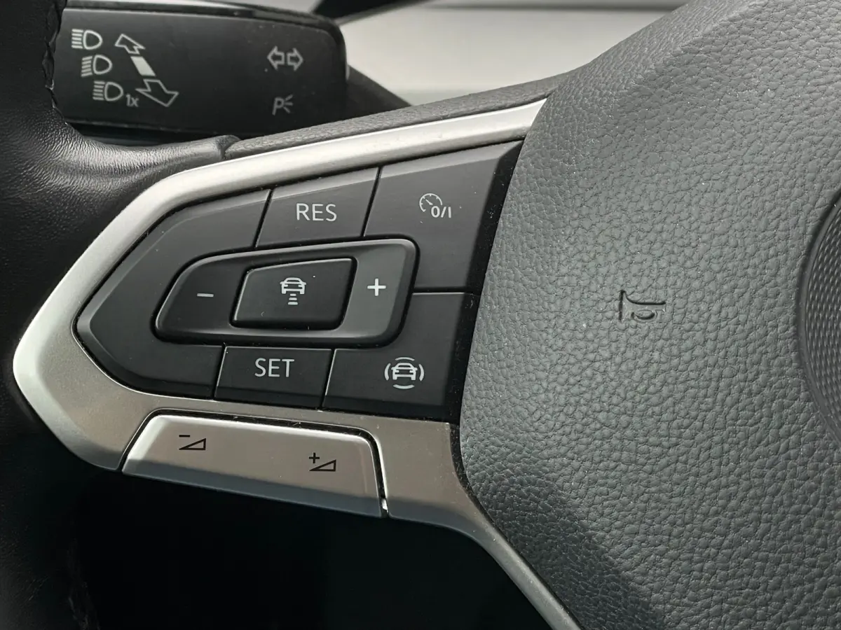 1.5 TSI Life|VIRTUALCOCKPIT|STOELVRM|STUURVRM|ADAPT.CRUISE|17INCH|APPLECARPLAY|AMBIENTLIGHT|PARK.SNRS|LED|