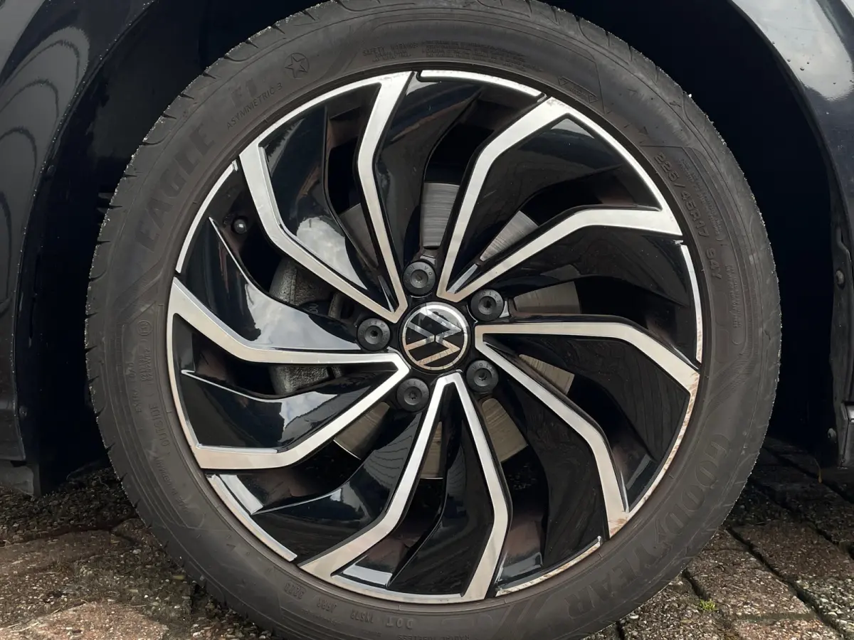 1.5 TSI Life|VIRTUALCOCKPIT|STOELVRM|STUURVRM|ADAPT.CRUISE|17INCH|APPLECARPLAY|AMBIENTLIGHT|PARK.SNRS|LED|