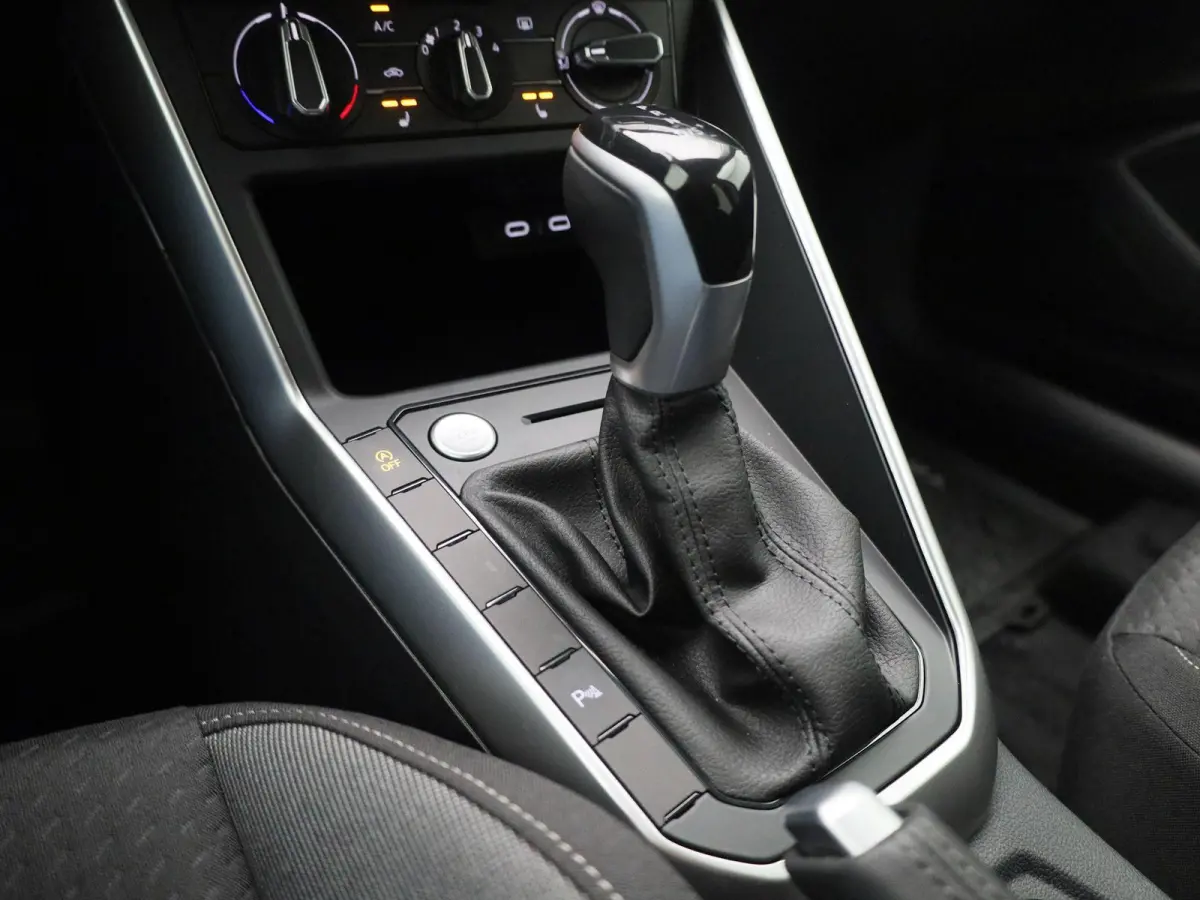 1.0 TSI Life Edition 116 PK| Trekhaak | Stoelverwarming voor | Apple Carplay | Android Auto | Achteruitrij Camera | Parkeersensoren achter