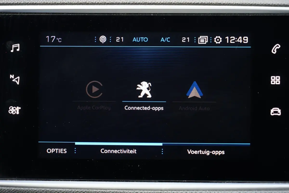 1.2 PureTech Allure Pack, ACC, keyless, cam.