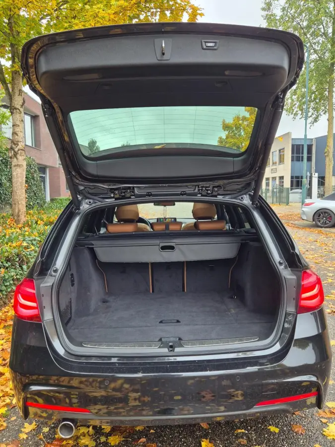 M Sport Panorama Apple CarPlay Elk. Trekhaak 6WB Dig. dash NAP NBT EVO Navi Draadloos lader