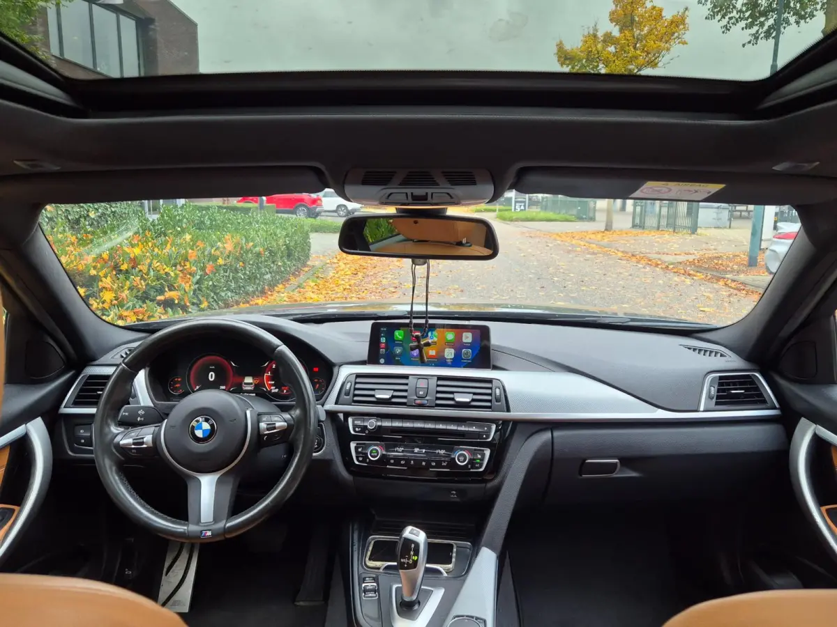 M Sport Panorama Apple CarPlay Elk. Trekhaak 6WB Dig. dash NAP NBT EVO Navi Draadloos lader