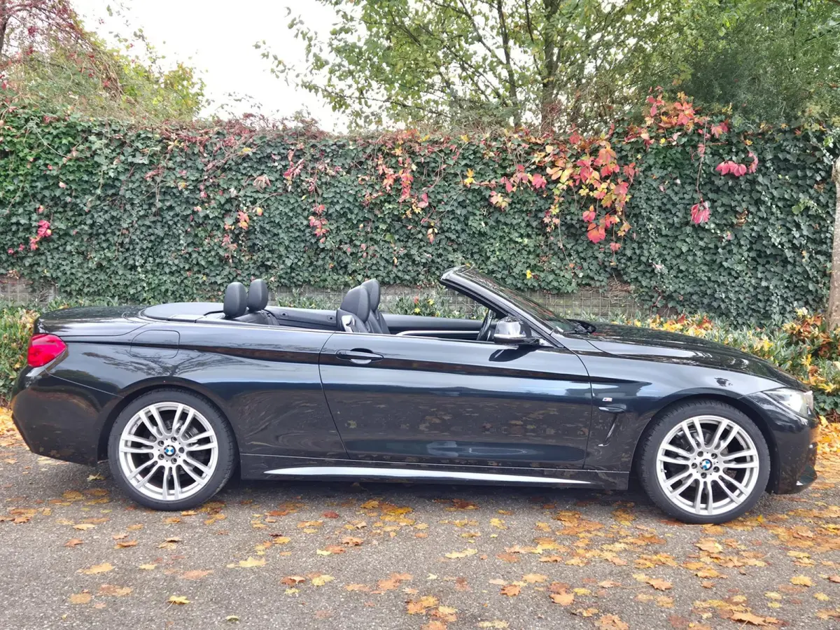 420i M Sport High Executive Cabrio Dig. Dash Apple CarPlay Elek.Stoelen Nbt Evo GR Navi Leder Zwart NAP