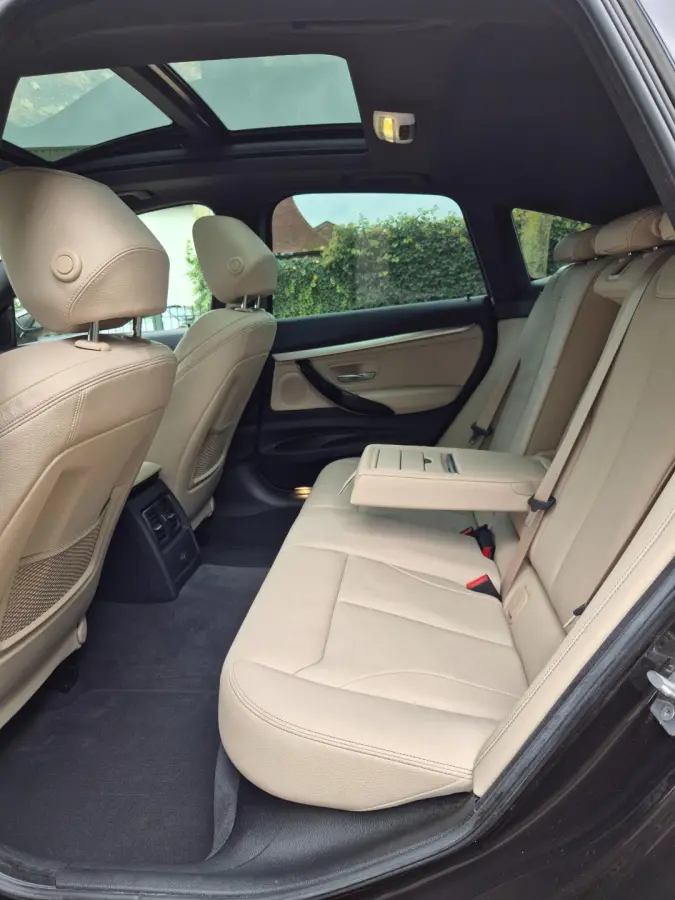 320i High Executive Panorama Apple CarPlay Camera Dig. Dash 6WB NBT Evo GR Navi NAP