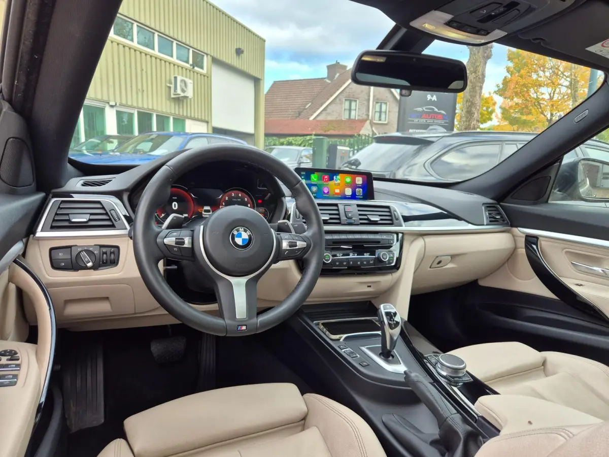 320i High Executive Panorama Apple CarPlay Camera Dig. Dash 6WB NBT Evo GR Navi NAP