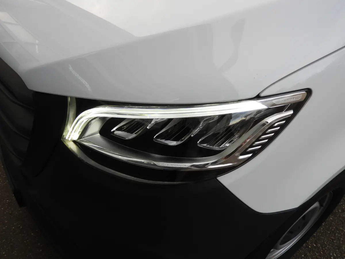 315 1.9 CDI L1H1 RWD AUT | LED | 360° | NAV | DISTRONIC