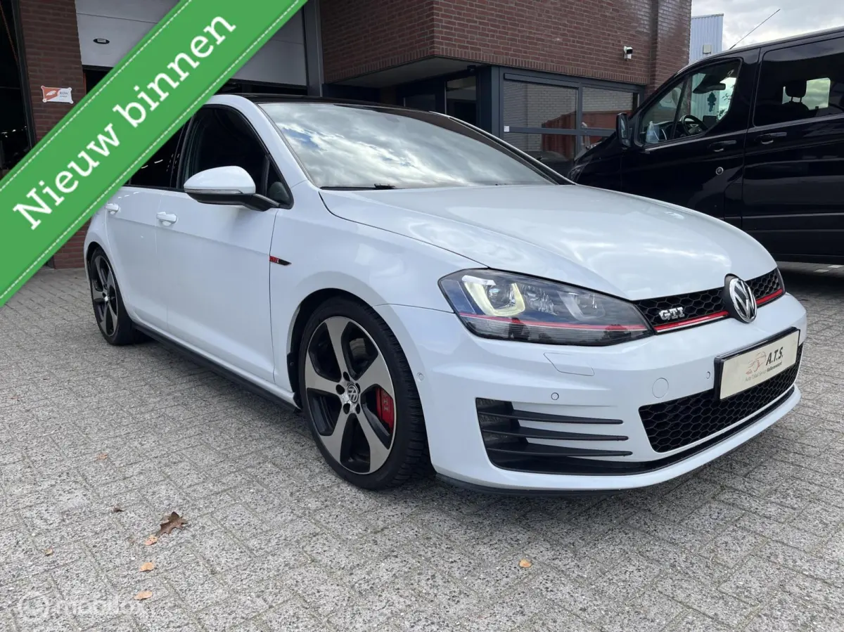 2.0 TSI GTI Performance NAVI*PANO-DAK*CRUISE*