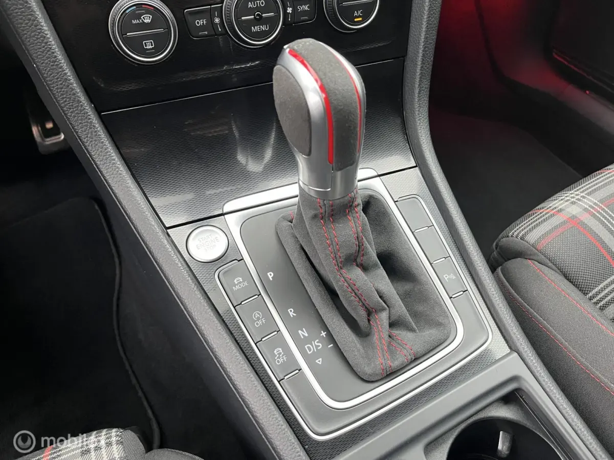 2.0 TSI GTI Performance NAVI*CARPLAY*CRUISE*