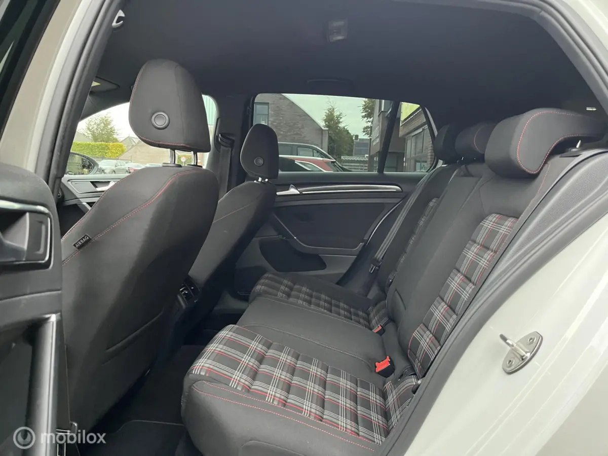 2.0 TSI GTI Performance NAVI*CARPLAY*CRUISE*