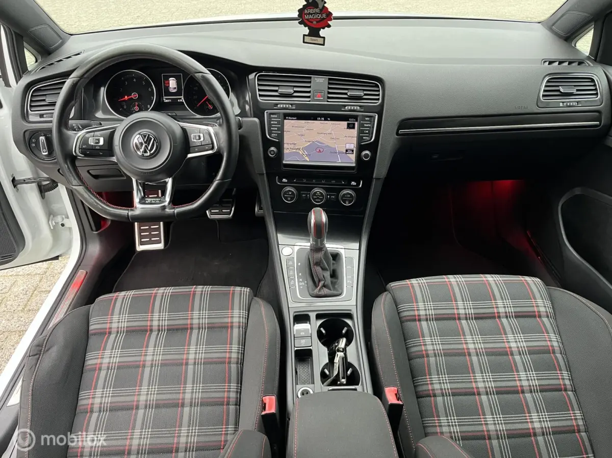 2.0 TSI GTI Performance NAVI*CARPLAY*CRUISE*