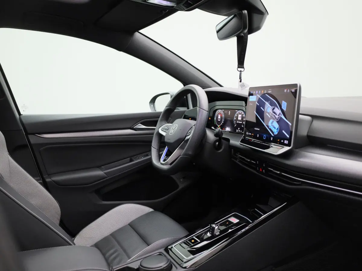 1.5 eHybrid GTE 272 PK SoH 100% | Automaat | Plug-In | Panorama Dak | Volledig Leder | Sport Pakket | Trekhaak | 18 Inch Catania Velgen | LED Matrix Koplampen | Navigatie | Digital Cockpit P