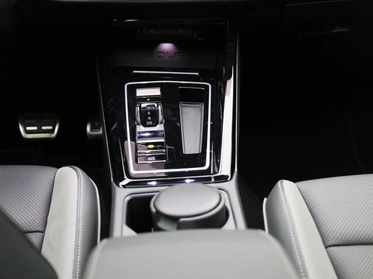 1.5 eHybrid GTE 272 PK SoH 100% | Automaat | Plug-In | Panorama Dak | Volledig Leder | Sport Pakket | Trekhaak | 18 Inch Catania Velgen | LED Matrix Koplampen | Navigatie | Digital Cockpit P
