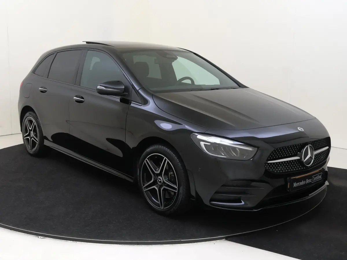 250 e Business Solution AMG Panoramadak / Nightpakket / Parkeercamera / Stoelverwarming / Keyless / Elektr. Achterklep