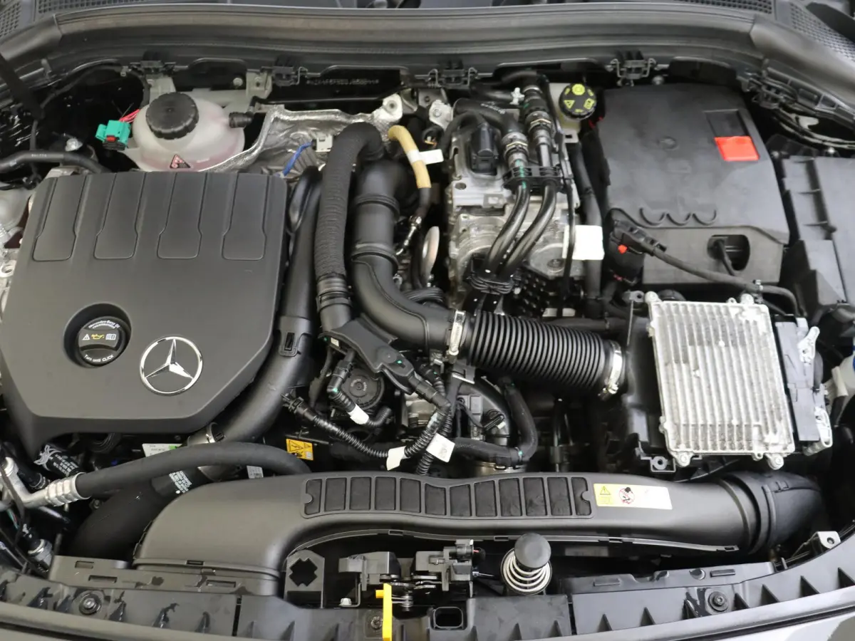 250 e Business Solution AMG Panoramadak / Nightpakket / Parkeercamera / Stoelverwarming / Keyless / Elektr. Achterklep