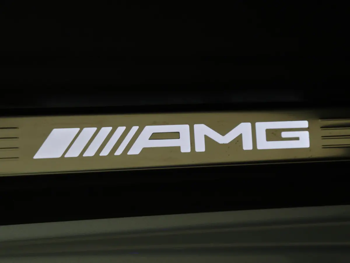 AMG 63 4MATIC+ Premium Plus /Keramisch/ Carbon Pakket /Performance sportstoelen /Rijassistentiepakket