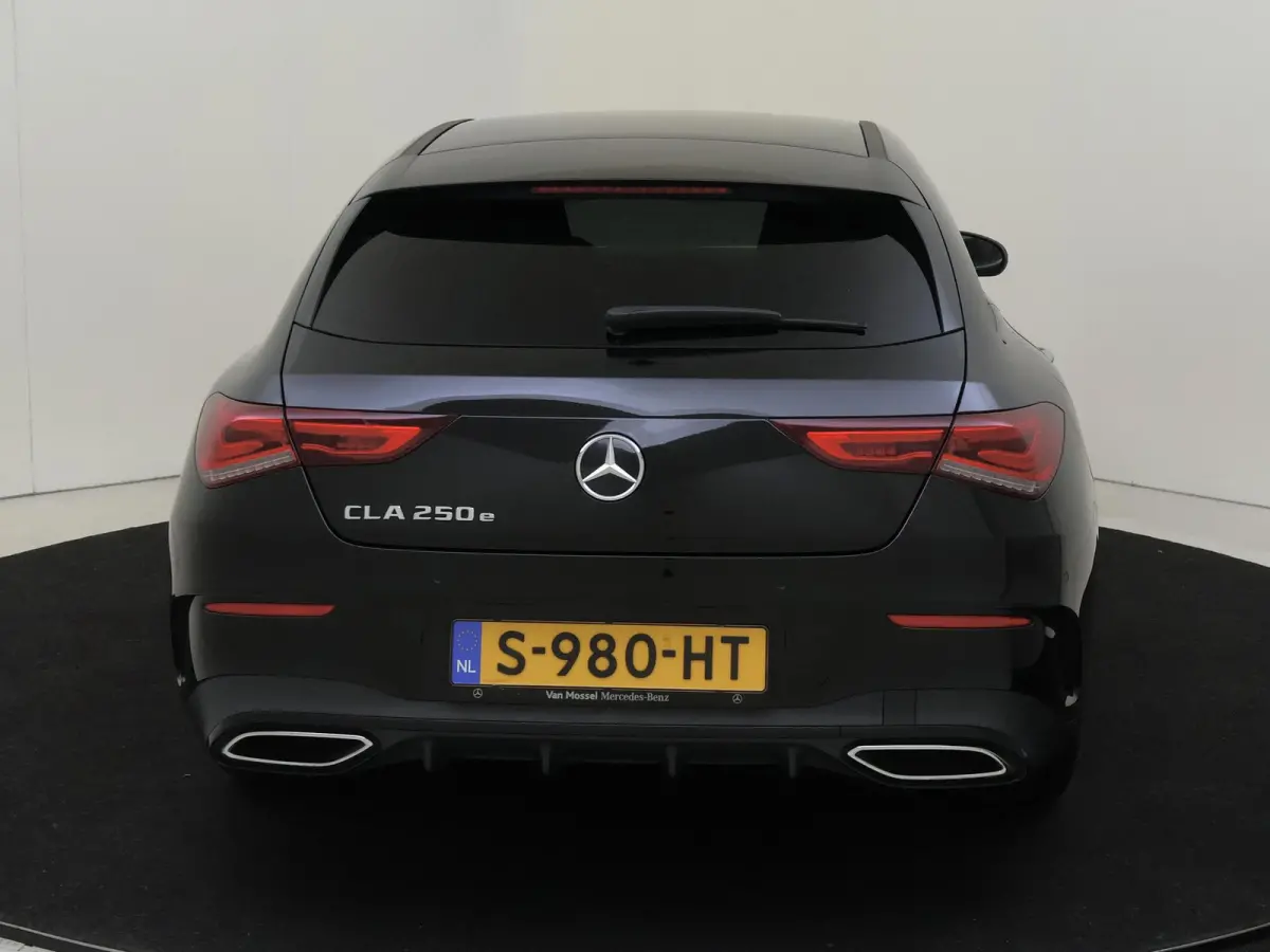 250 e AMG Line Keyless / Parkeercamera / Nightpakket / Sfeerverlichting / Stoelverwarming / Elektr. Achterklep