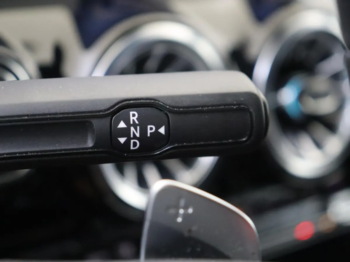 250 e AMG Line Keyless / Parkeercamera / Nightpakket / Sfeerverlichting / Stoelverwarming / Elektr. Achterklep
