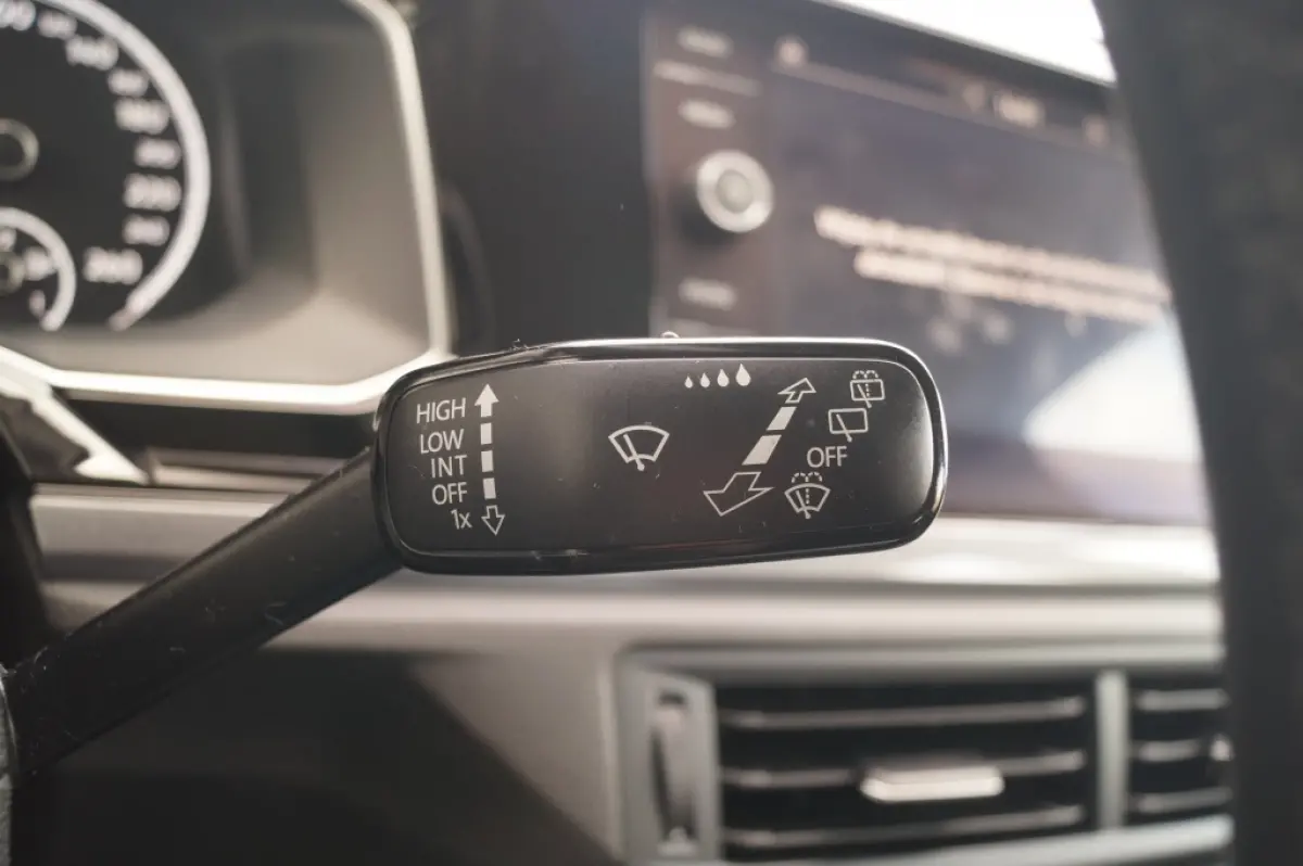 1.0 TSI 95pk Highline -ECC-DAB-CARPLAY-ACC-