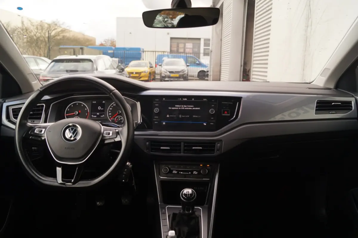 1.0 TSI 95pk Highline -ECC-DAB-CARPLAY-ACC-