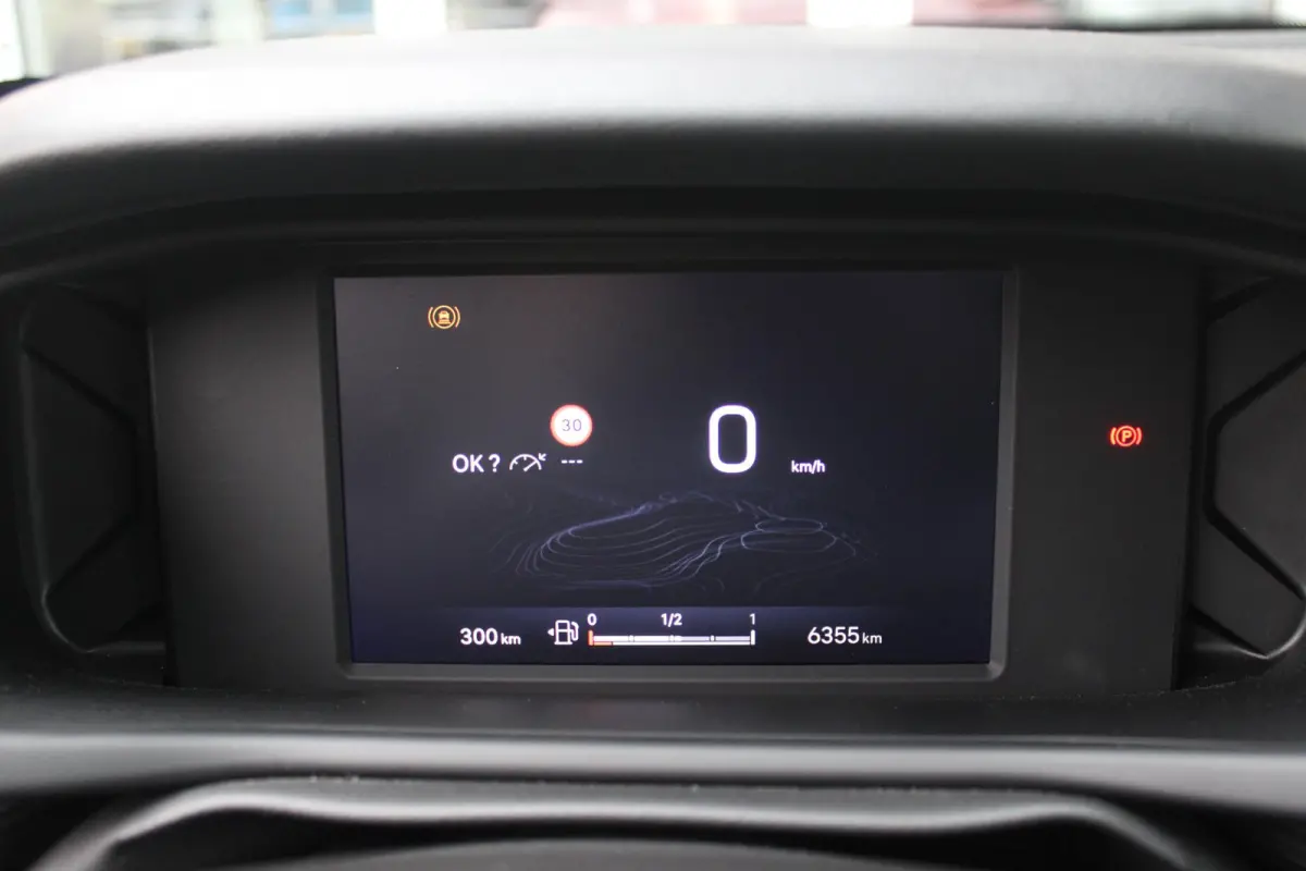 1.2 Longitude | DAB+ RADIO | APPLE CARPLAY / ANDROID AUTO | CRUISE CONTROL | LED KOPLAMPEN / ACHTERLICHTEN | CRUISE CONTROL | PARKEERSENSOREN ACHTER | LICHT METALEN VELGEN |