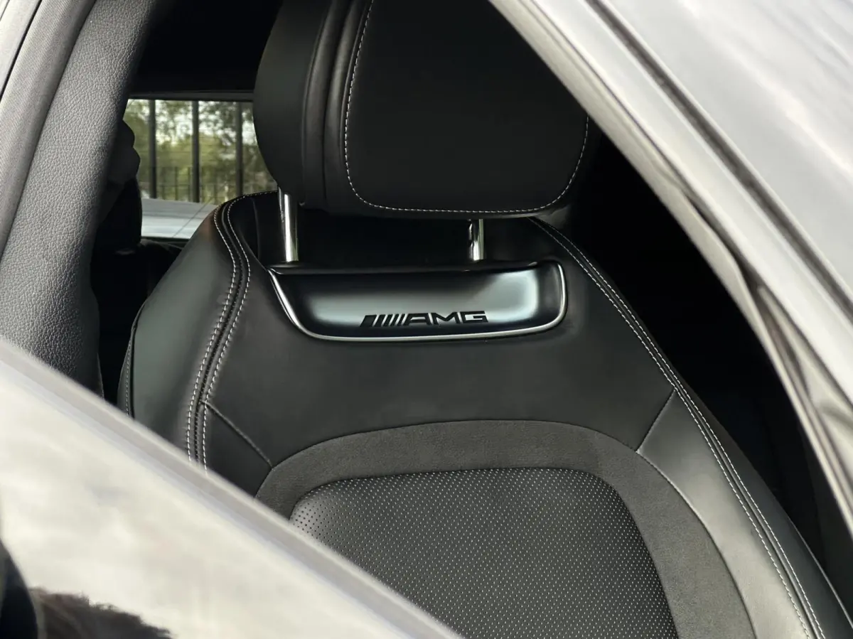 AMG 43 4MATIC+, PANO, BURMESTER, DODEHOEK, LEDER/ALCANTARA, SPORTUITLAAT, STOELVERWARMING/VENTILATIE, LICHTMETAAL 20"