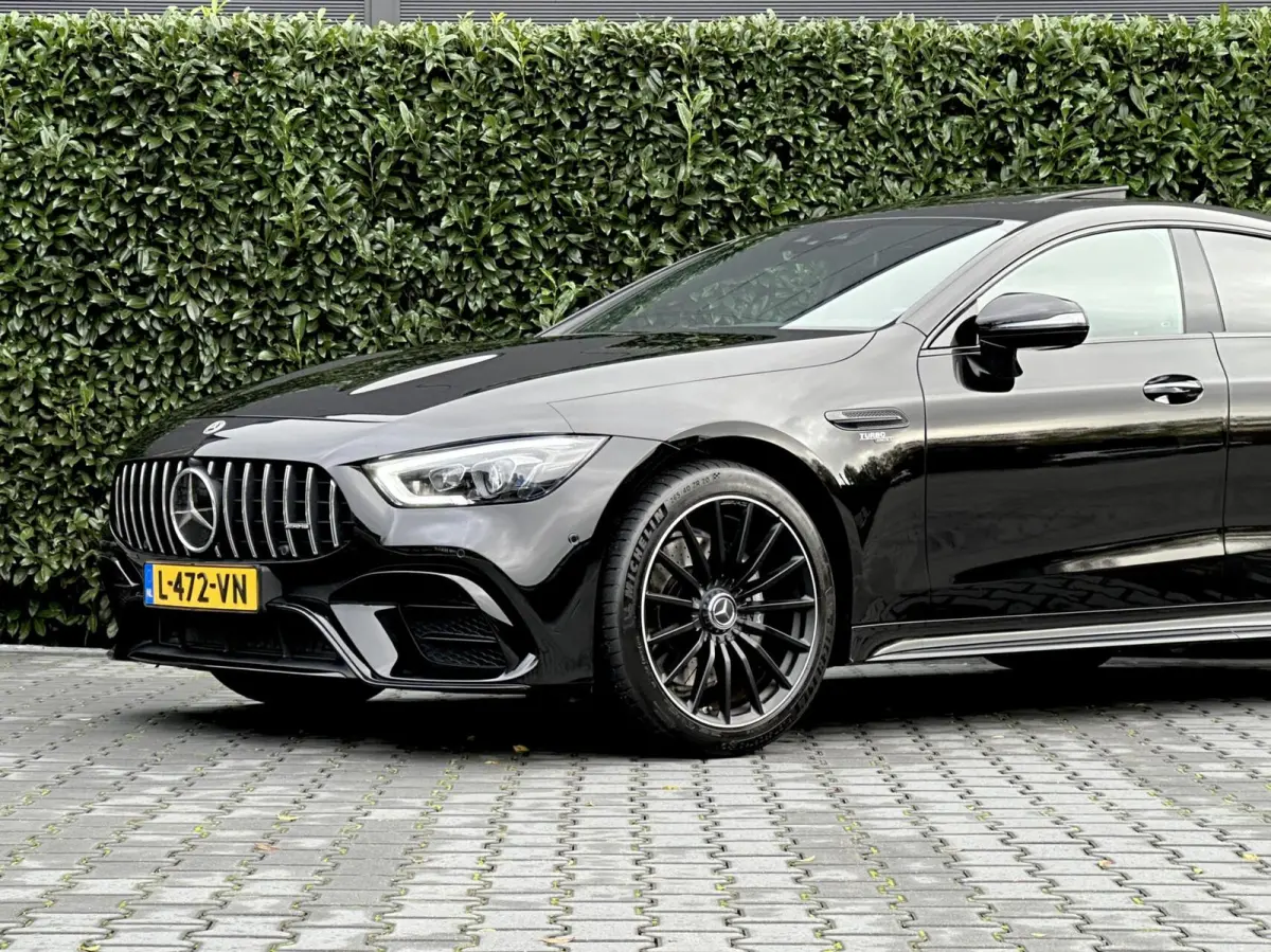 AMG 43 4MATIC+, PANO, BURMESTER, DODEHOEK, LEDER/ALCANTARA, SPORTUITLAAT, STOELVERWARMING/VENTILATIE, LICHTMETAAL 20"
