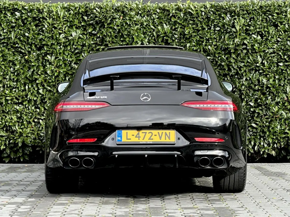 AMG 43 4MATIC+, PANO, BURMESTER, DODEHOEK, LEDER/ALCANTARA, SPORTUITLAAT, STOELVERWARMING/VENTILATIE, LICHTMETAAL 20"
