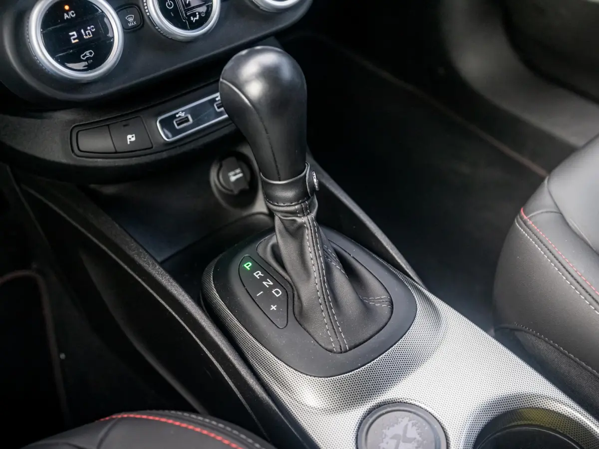 1.3 Turbo 150pk Sport l Automaat l Navi l Clima l Camera | Apple Carplay | PDC | 18" | Priv. Glass