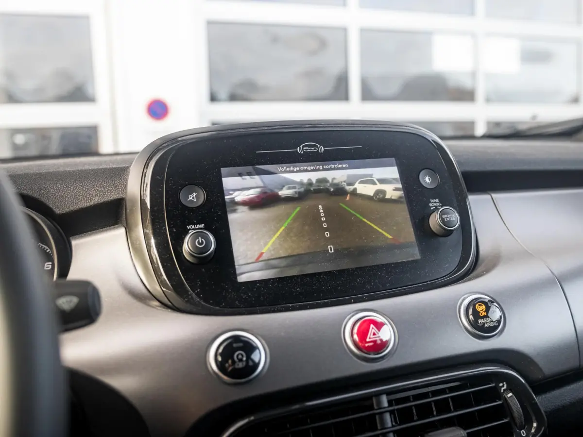 1.3 Turbo 150pk Sport l Automaat l Navi l Clima l Camera | Apple Carplay | PDC | 18" | Priv. Glass