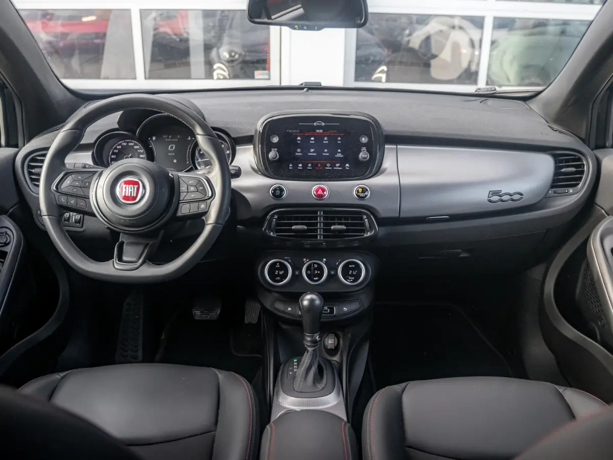 1.3 Turbo 150pk Sport l Automaat l Navi l Clima l Camera | Apple Carplay | PDC | 18" | Priv. Glass