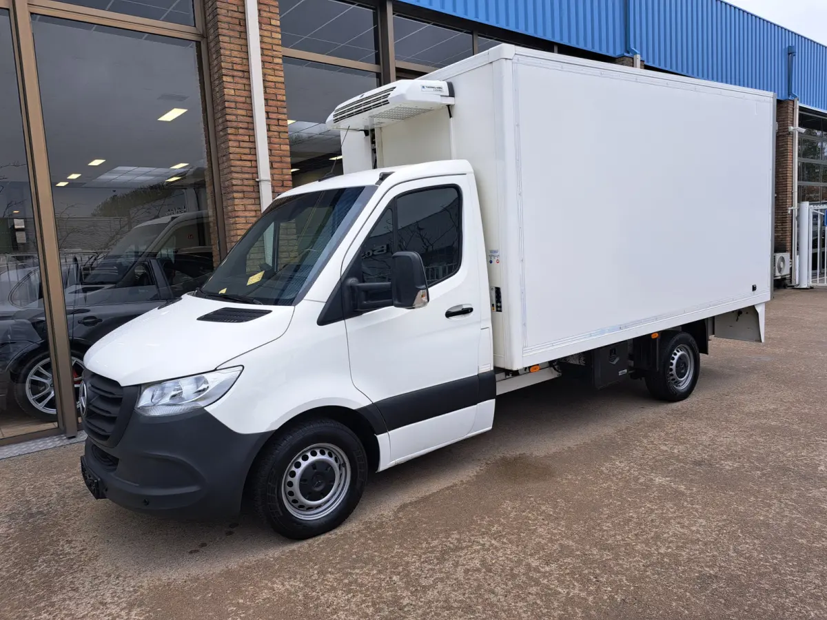 314 CDI AUTM. EURO 6 KOELWAGEN / VRIESWAGEN THERMO KING Airco Achteruitrijcamera Verwarmdevoorstoel