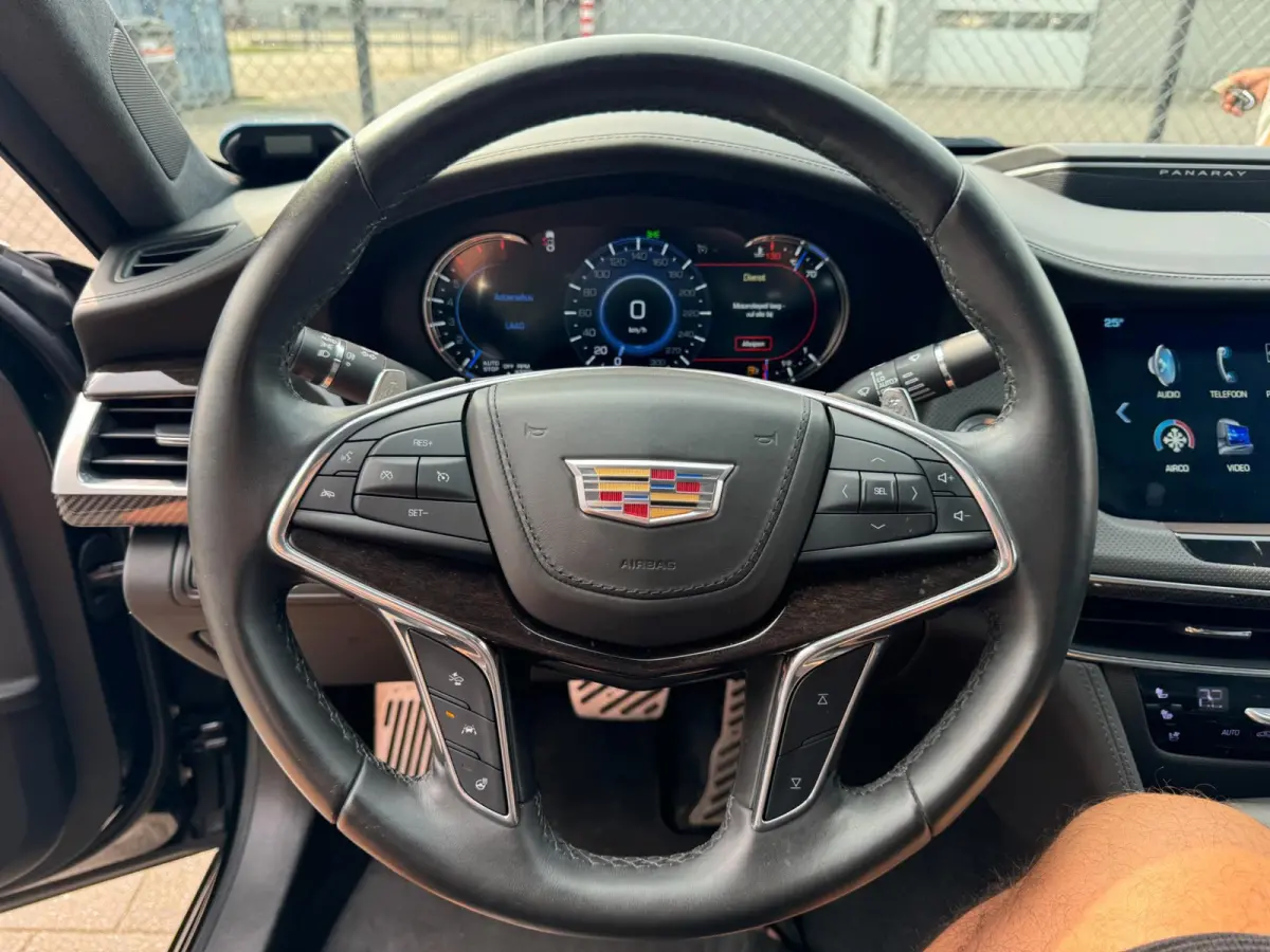 3.0 V6 AWD Platinum
