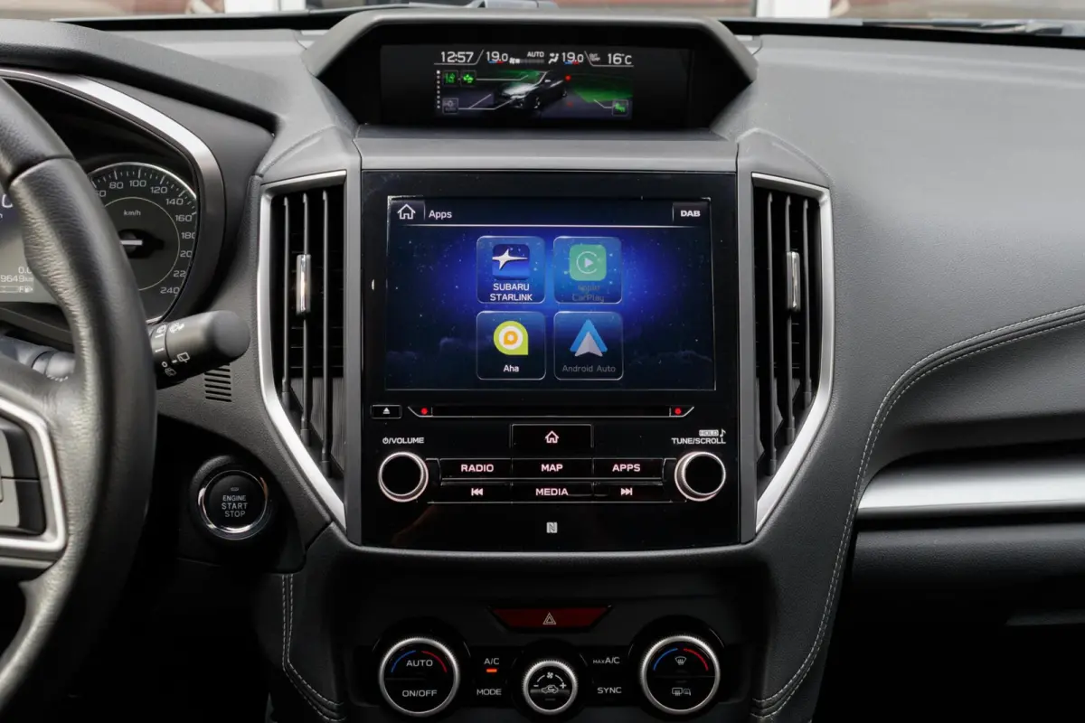 1.6i CVT Premium | Eyesight | Adaptive cruise control |