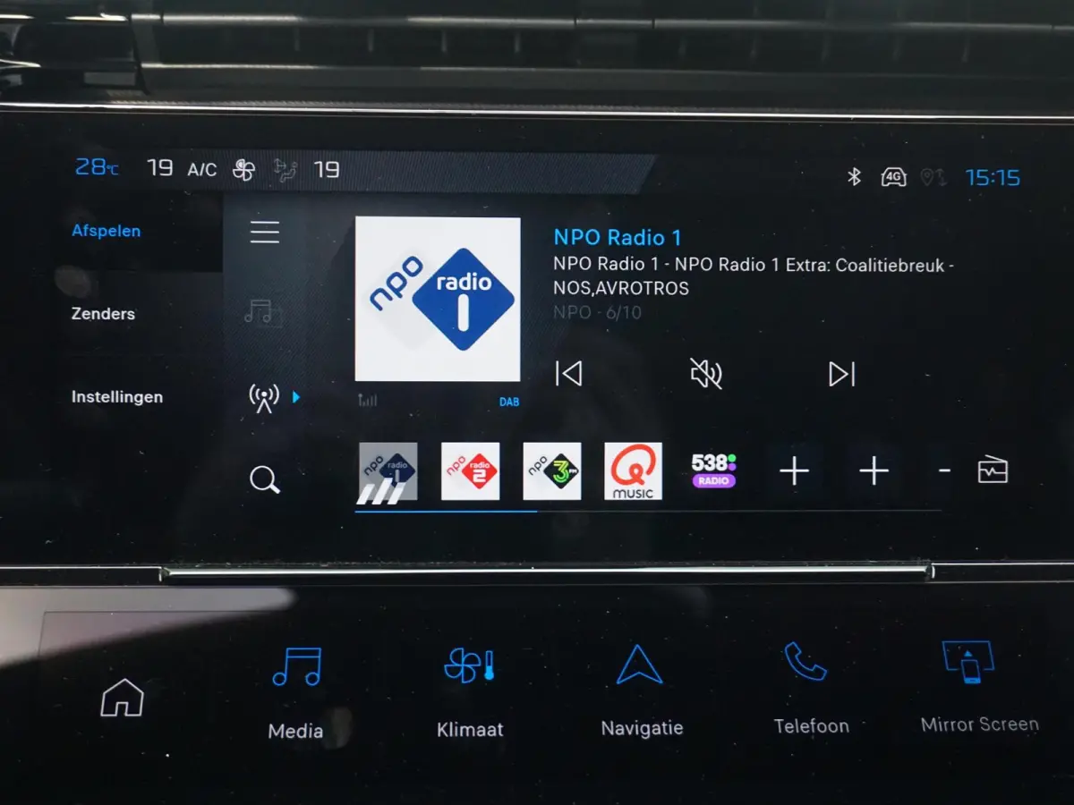 1.6 Plug-in Hybrid 225 GT