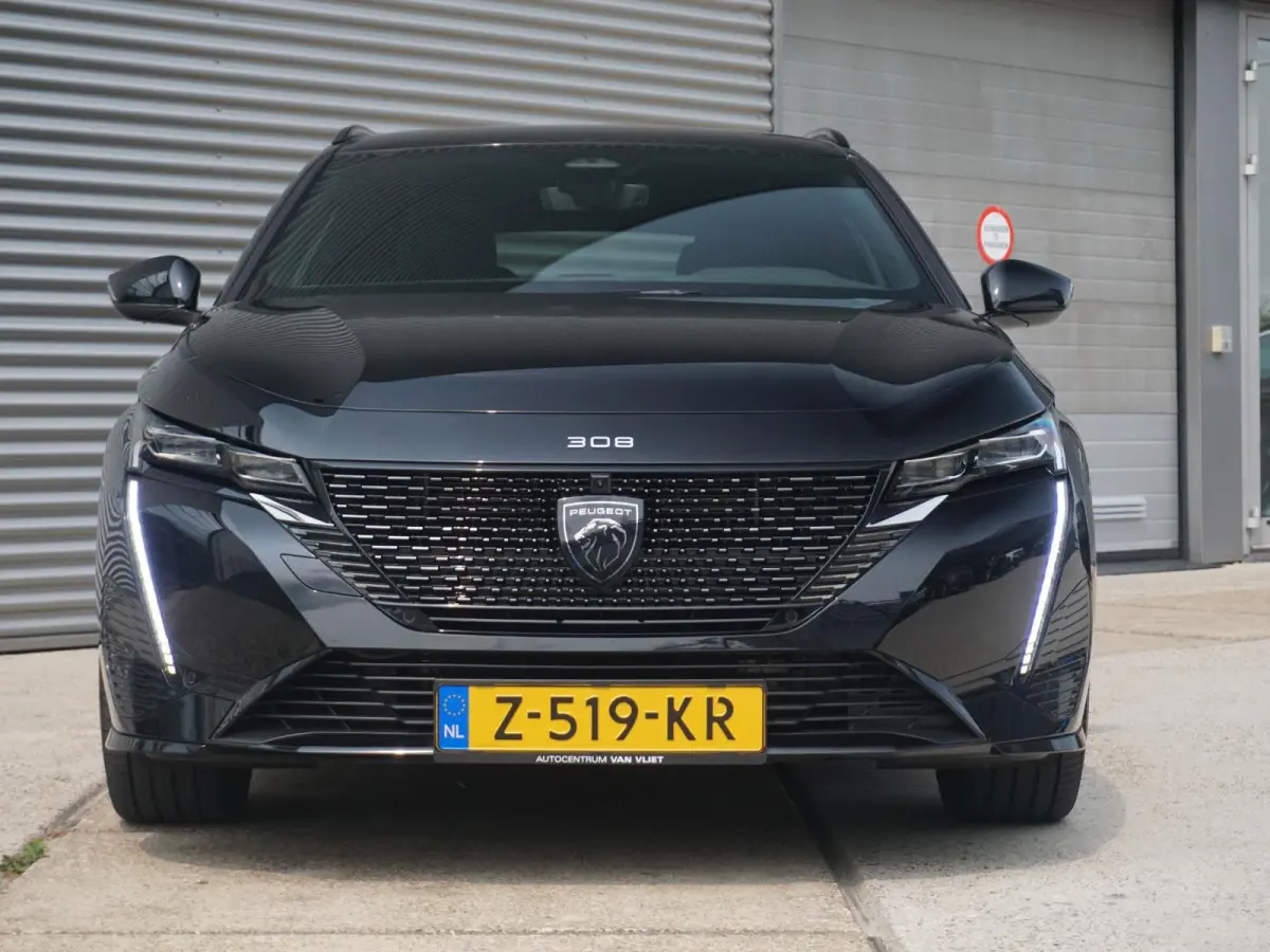1.6 Plug-in Hybrid 225 GT