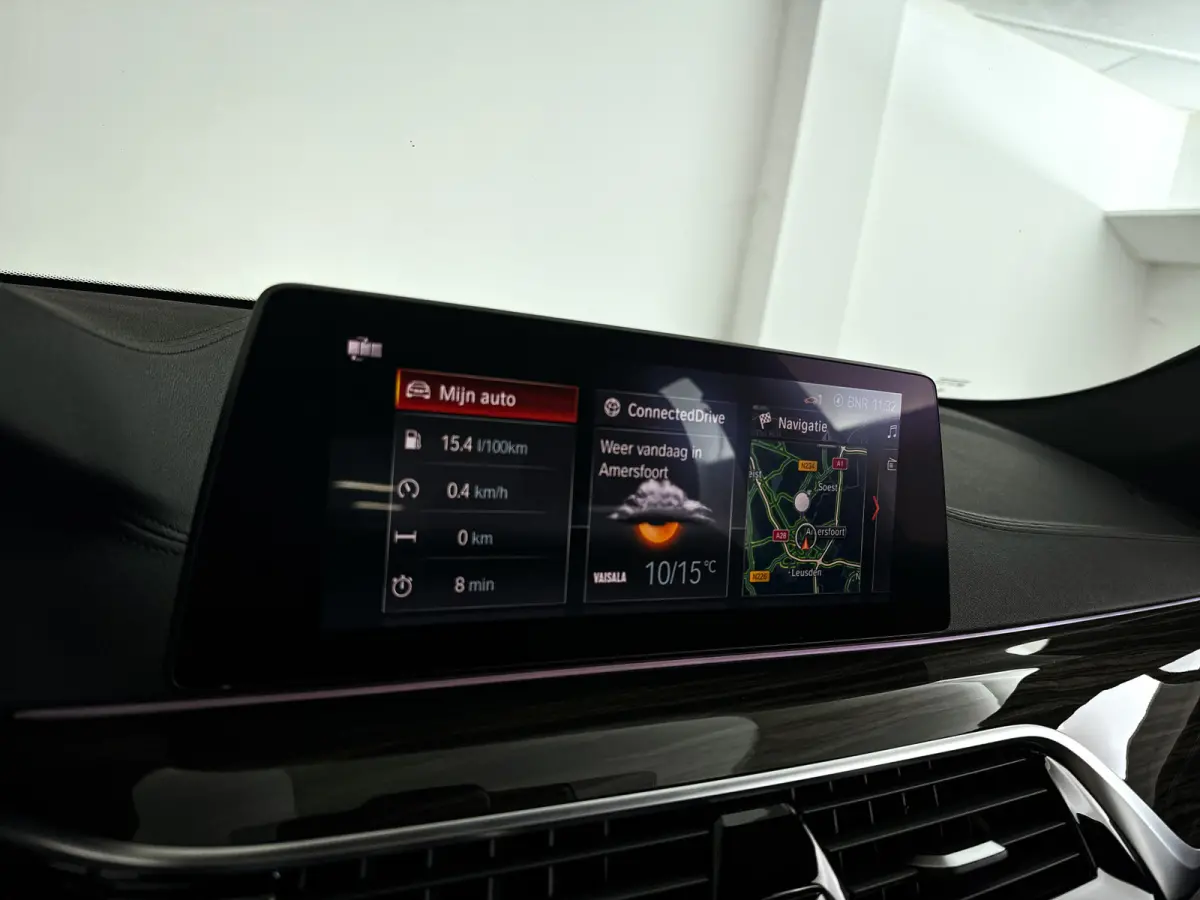 520i High Executive Edition | Navigatie | Head-up Display | Stoelverwarming