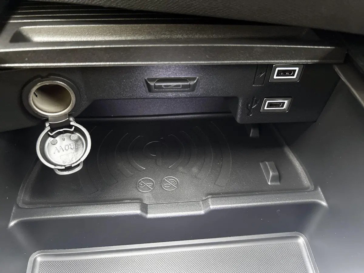 1.2 Hybrid Business Edition 145pk Automaat | NIEUW | SNEL LEVERBAAR | Navigatie | Climate Control | Adaptieve Cruise Control | Achteruitrijcamera | LED | DAB Ontvanger | 16" Lichtmetalen Vel