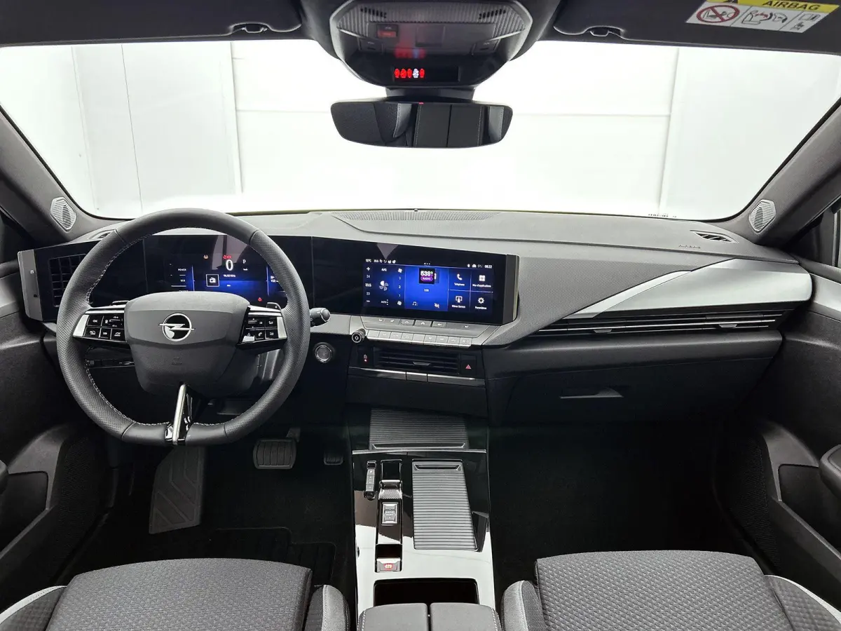 1.2 Hybrid Business Edition 145pk Automaat | NIEUW | SNEL LEVERBAAR | Navigatie | Climate Control | Adaptieve Cruise Control | Achteruitrijcamera | LED | DAB Ontvanger | 16" Lichtmetalen Vel