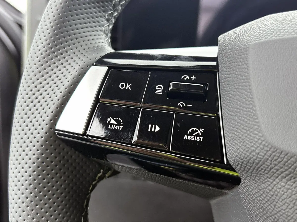 1.2 Hybrid Business Edition 145pk Automaat | NIEUW | SNEL LEVERBAAR | Navigatie | Climate Control | Adaptieve Cruise Control | Achteruitrijcamera | LED | DAB Ontvanger | 16" Lichtmetalen Vel