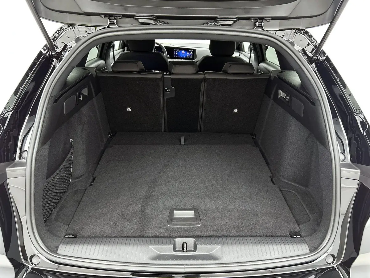 1.2 Hybrid Business Edition 145pk Automaat | NIEUW | SNEL LEVERBAAR | Navigatie | Climate Control | Adaptieve Cruise Control | Achteruitrijcamera | LED | DAB Ontvanger | 16" Lichtmetalen Vel