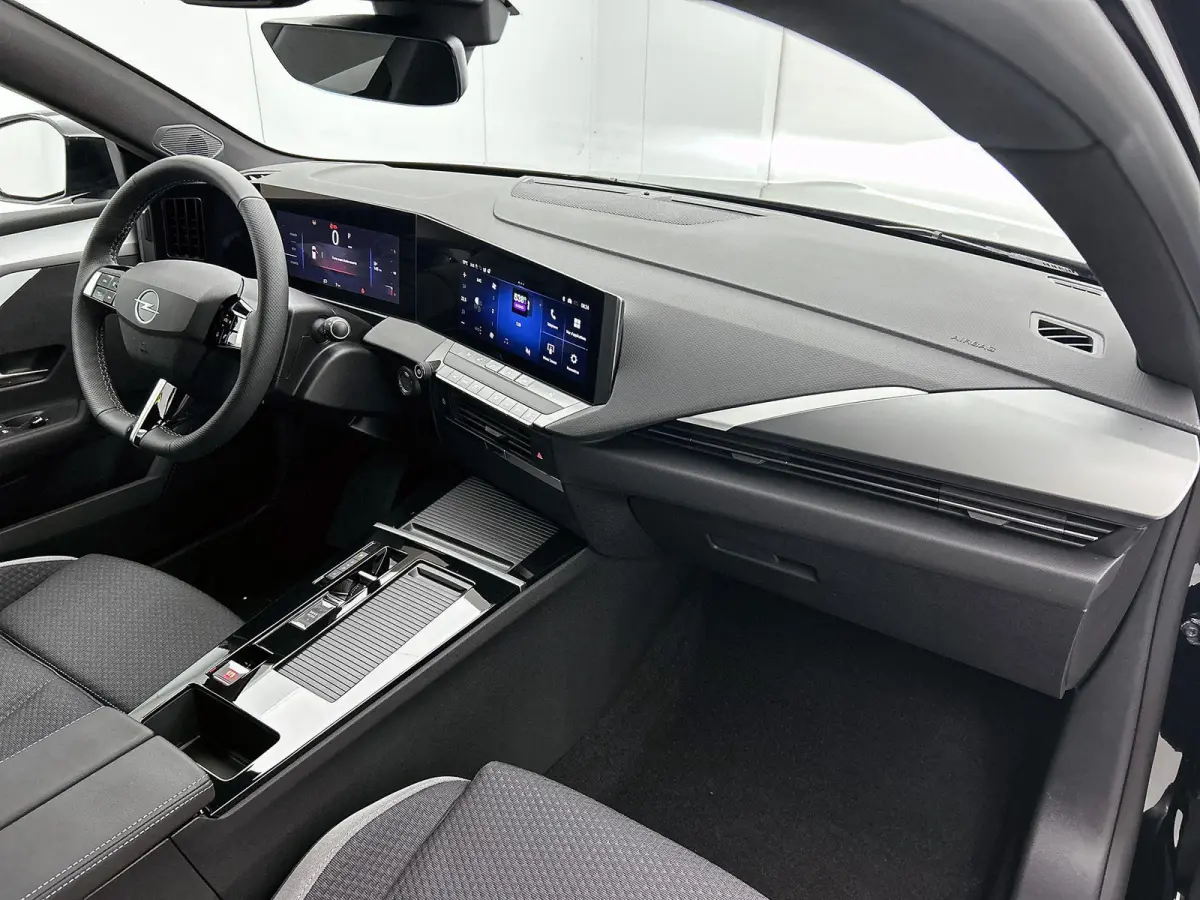 1.2 Hybrid Business Edition 145pk Automaat | NIEUW | SNEL LEVERBAAR | Navigatie | Climate Control | Adaptieve Cruise Control | Achteruitrijcamera | LED | DAB Ontvanger | 16" Lichtmetalen Vel