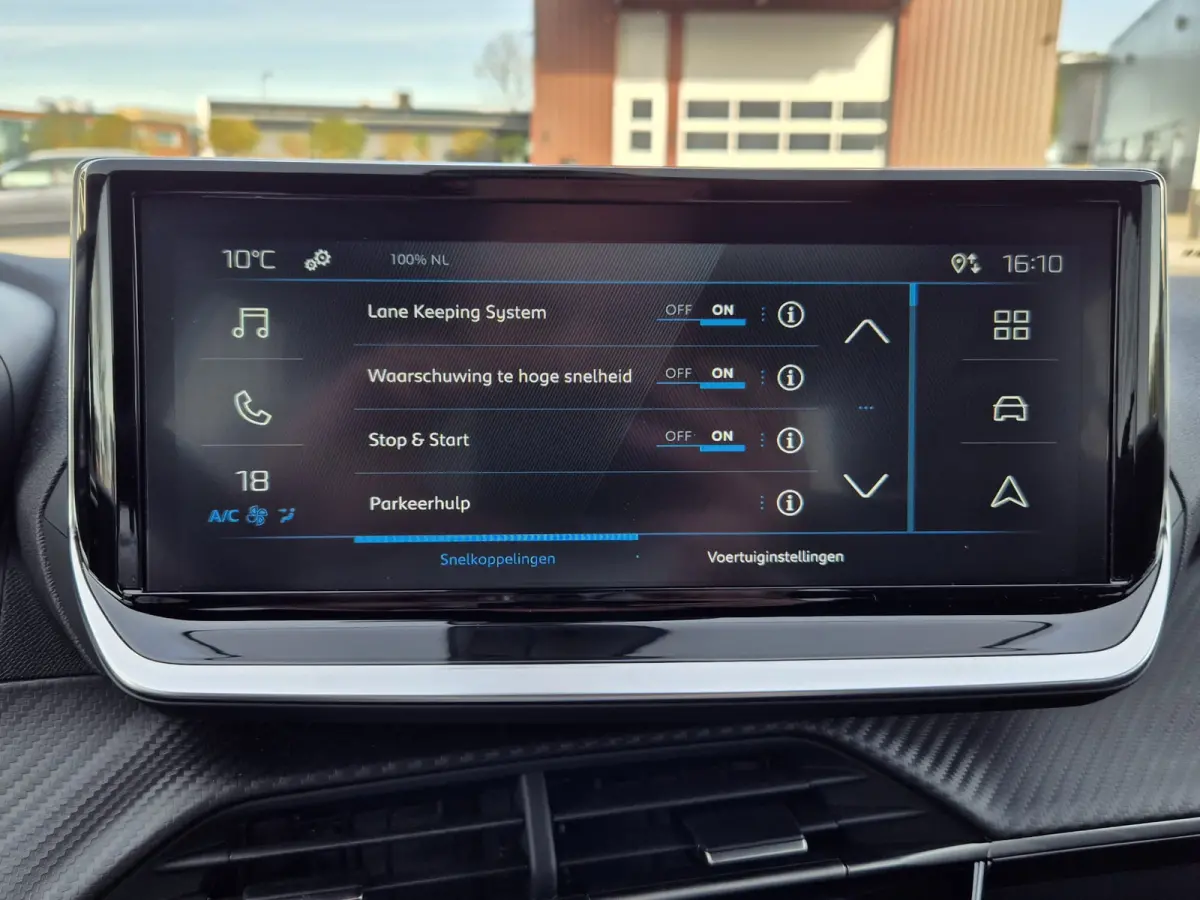1.2 Hybrid 136PK Style Automaat | Draadloze Apple Carplay / Android Auto | Dab Ontvanger | Hill hold functie | LED achterlichten | LED koplampen
