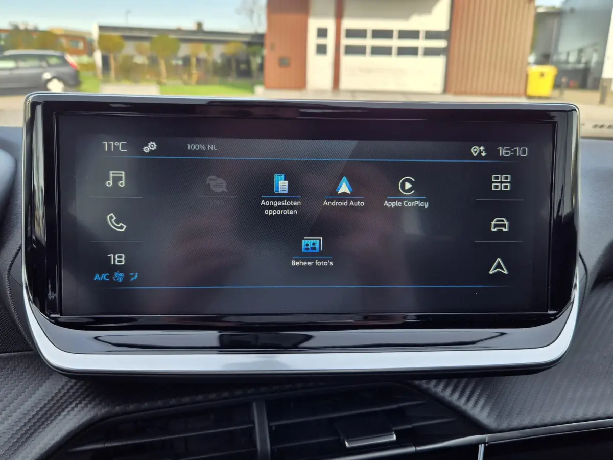 1.2 Hybrid 136PK Style Automaat | Draadloze Apple Carplay / Android Auto | Dab Ontvanger | Hill hold functie | LED achterlichten | LED koplampen
