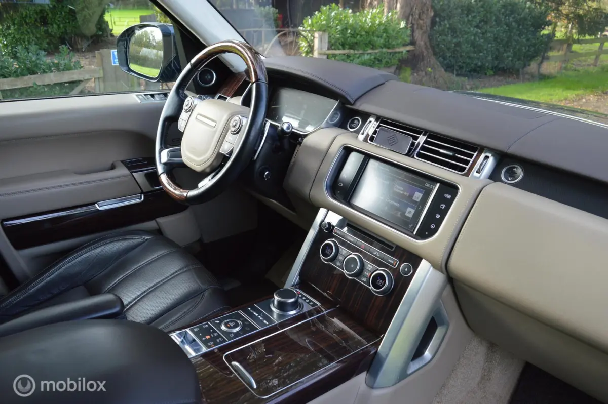 3.0 TDV6 Autobiography Black BTW AUTO