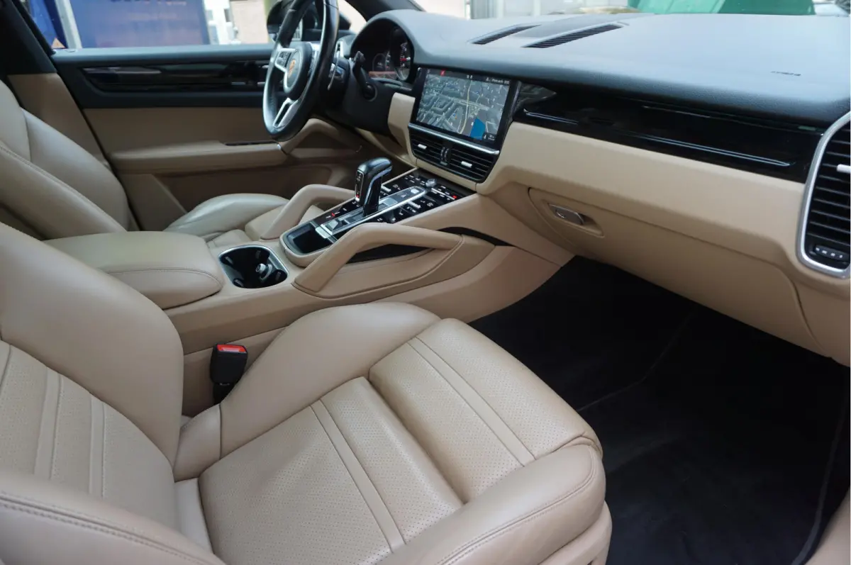 2.9 S AWD Aut8 441pk | Panoramadak | Luchtvering PASM | GTS sportzetels voor en achter | Uitgebreid memory pakket | Volledig onderhouden | Porsche RS Design velgen 21inch 2 sets banden |