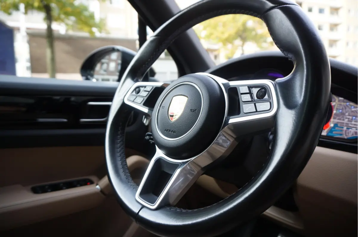 2.9 S AWD Aut8 441pk | Panoramadak | Luchtvering PASM | GTS sportzetels voor en achter | Uitgebreid memory pakket | Volledig onderhouden | Porsche RS Design velgen 21inch 2 sets banden |