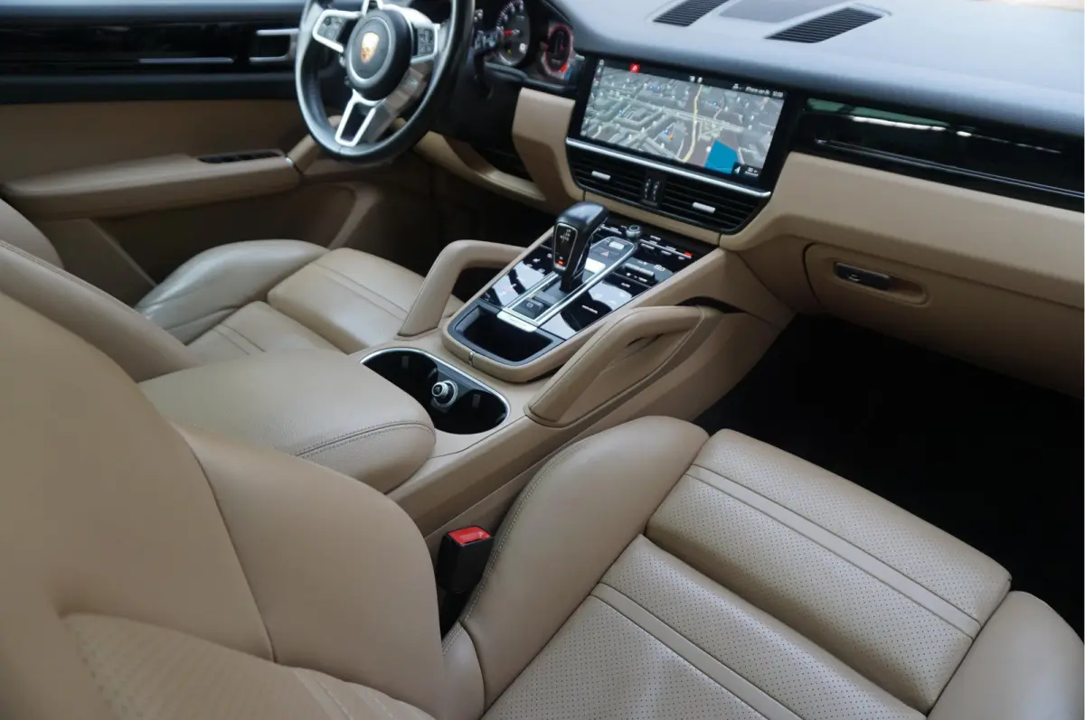 2.9 S AWD Aut8 441pk | Panoramadak | Luchtvering PASM | GTS sportzetels voor en achter | Uitgebreid memory pakket | Volledig onderhouden | Porsche RS Design velgen 21inch 2 sets banden |